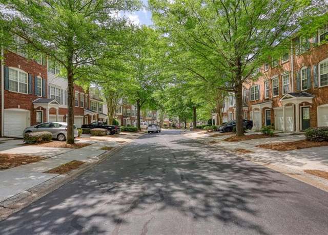 Property at 2160 Dillard Xing, Tucker, GA 30084, 2 beds, 2.5 baths