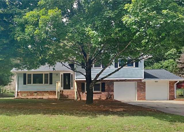 Property at 1102 Tony Valley Dr, Conyers, GA 30013, 3 beds, 2 baths