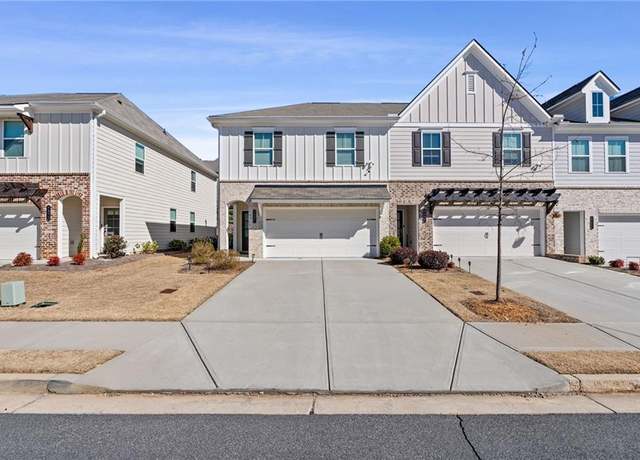 Property at 2881 Grandin Way, Marietta, GA 30008, 3 beds, 2.5 baths
