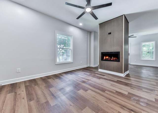 Property at 6 Hillside Ave SE, Lindale, GA 30147, 3 beds, 2.5 baths
