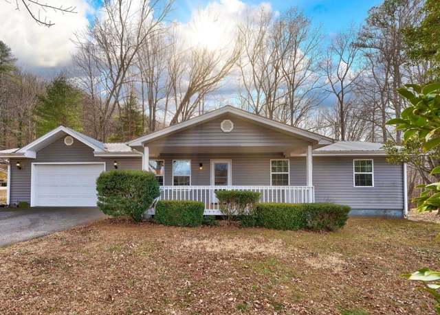 Property at 8 James Dr, Blairsville, GA 30512, 4 beds, 2 baths