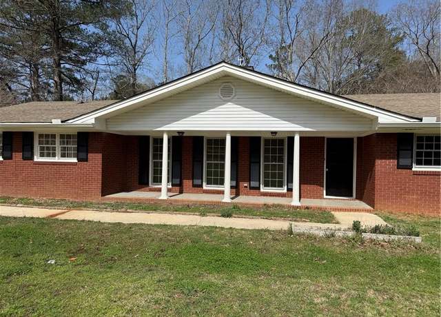 Property at 3153 Lake Monroe Rd, Douglasville, GA 30135, 3 beds, 2 baths