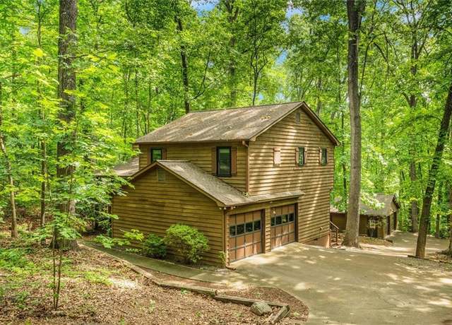 Property at 2269 Sparrow Ridge Dr NE, Marietta, GA 30066, 3 beds, 2.5 baths