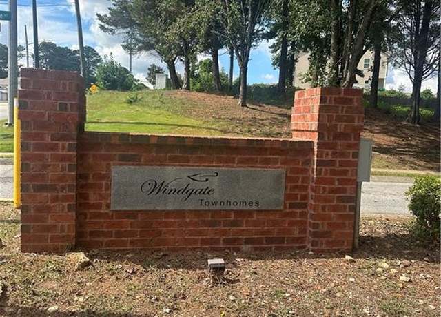Property at 5768 Windgate Ln, Lithonia, GA 30058, 2 beds, 2.5 baths
