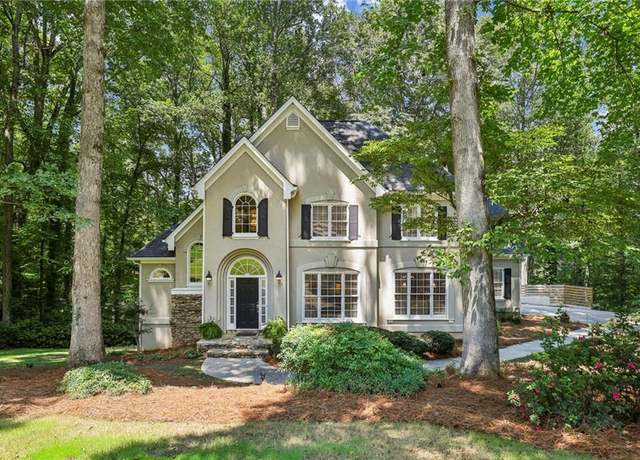 Property at 125 Crabapple Way, Milton, GA 30004, 5 beds, 4 baths