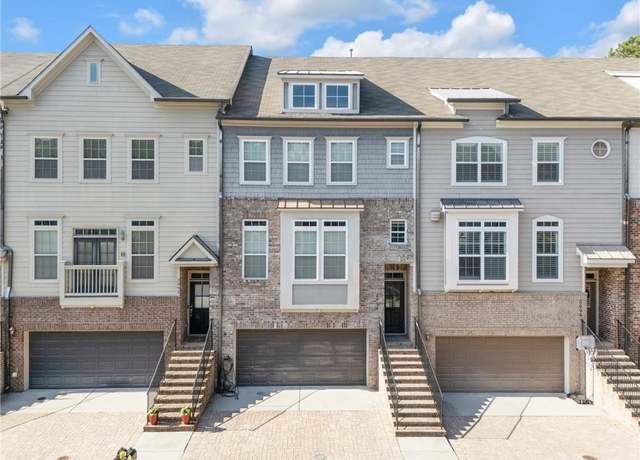 Property at 2094 Callaway Ct NW, Atlanta, GA 30318, 3 beds, 3.5 baths