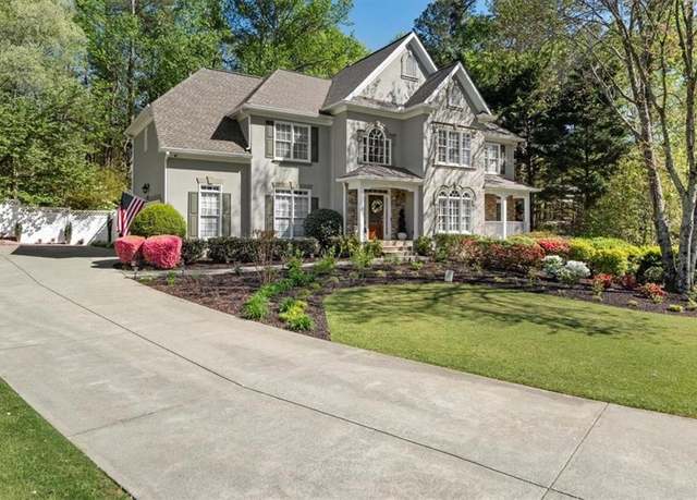 Property at 1420 Lockridge Dr, Cumming, GA 30041, 5 beds, 4 baths