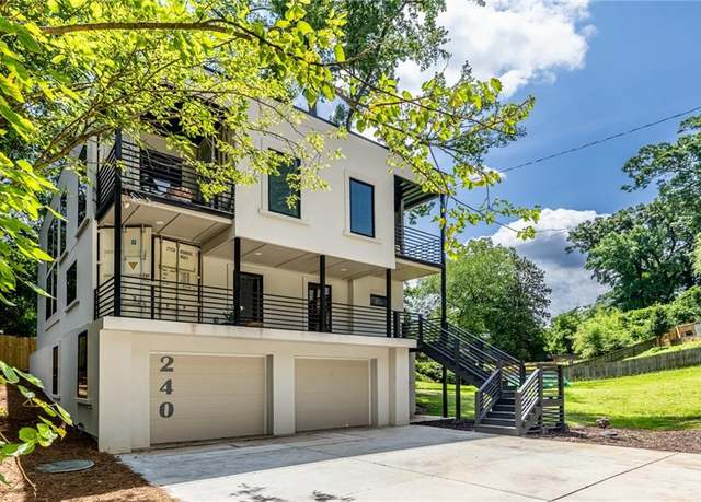 Property at 240 Patterson Ave SE, Atlanta, GA 30316, 5 beds, 5.5 baths