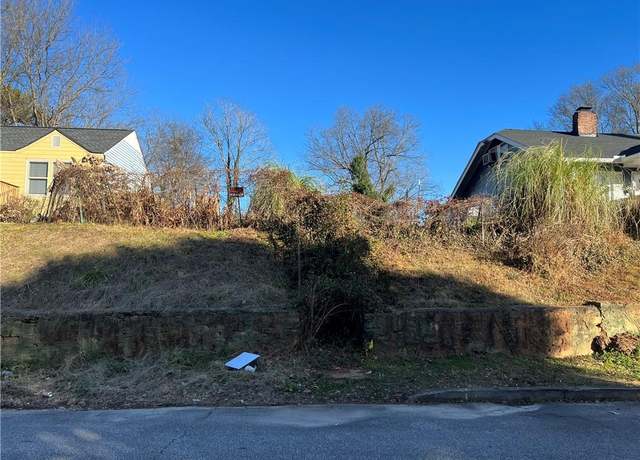 Property at 699 Florence Pl NW, Atlanta, GA 30318