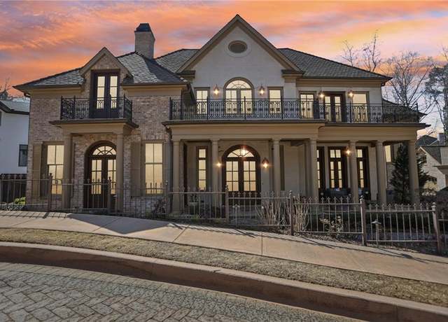 Property at 440 Belada Blvd, Sandy Springs, GA 30342, 6 beds, 7.5 baths