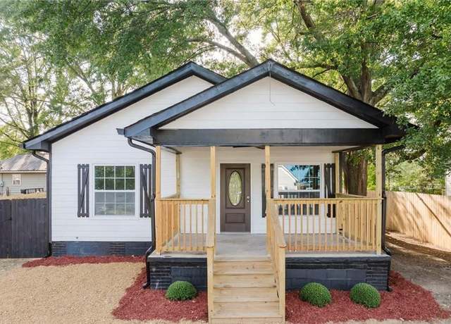 Property at 716 Jones St, Cedartown, GA 30125, 3 beds, 2 baths