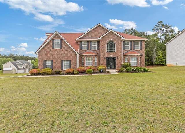 Property at 6932 Dalehollow Dr, Lithonia, GA 30058, 5 beds, 3 baths