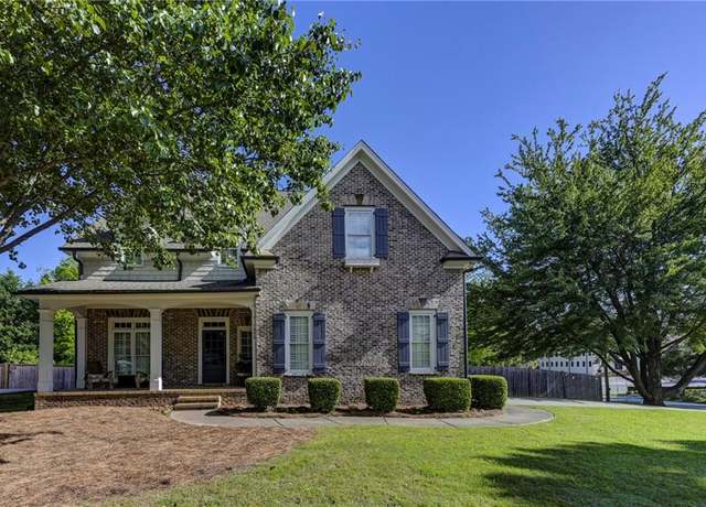Property at 1892 Raven Hill Dr NE, Atlanta, GA 30319, 5 beds, 4 baths