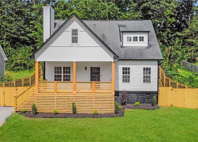 Property at 171 Lowry St NE, Atlanta, GA 30307, 3 beds, 2.5 baths
