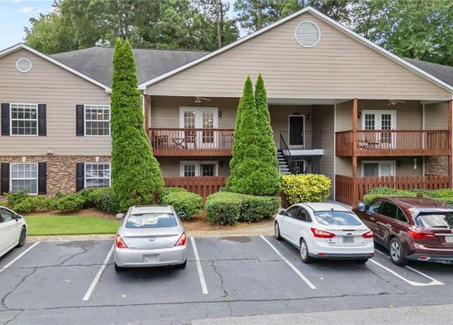 Property at 1807 Brighton Pt Unit 18G, Atlanta, GA 30328, 3 beds, 2 baths