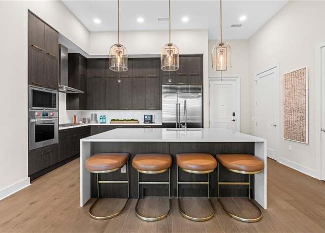 Property at 40 12th St NE #1004, Atlanta, GA 30309, 3 beds, 3.5 baths