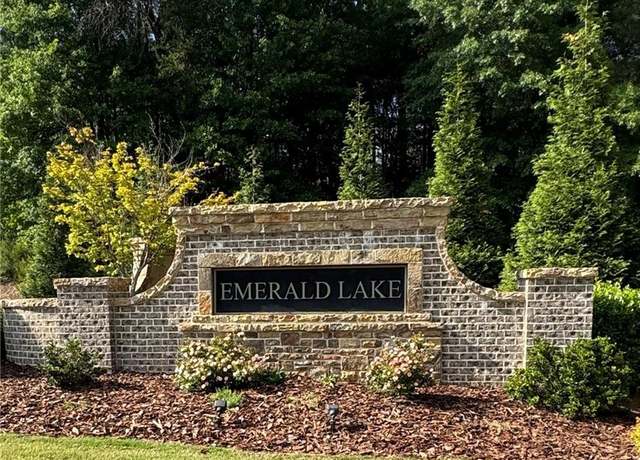 Property at 535 Emerald Pkwy, Sugar Hill, GA 30518, 6 beds, 2.5 baths