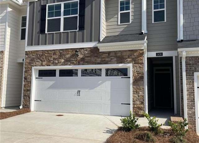 Property at 1404 Gray Branch Dr, Lawrenceville, GA 30045, 3 beds, 2.5 baths