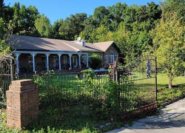 Property at 435 Johnson Ferry Rd NW, Atlanta, GA 30328, 6 beds, 3.5 baths