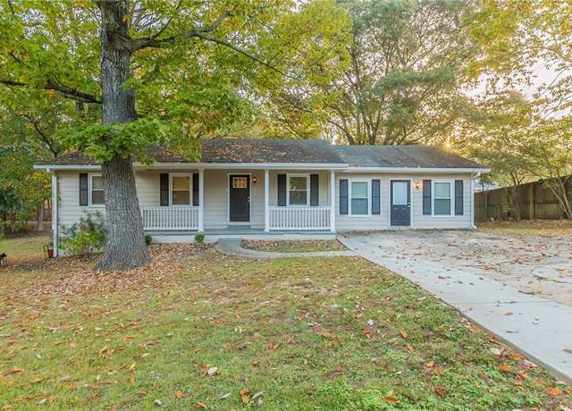 Property at 3730 Douglas Ridge Trl, Douglasville, GA 30135, 5 beds, 2 baths