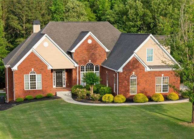 Property at 150 Rose Creek Dr, Covington, GA 30014, 5 beds, 4.5 baths