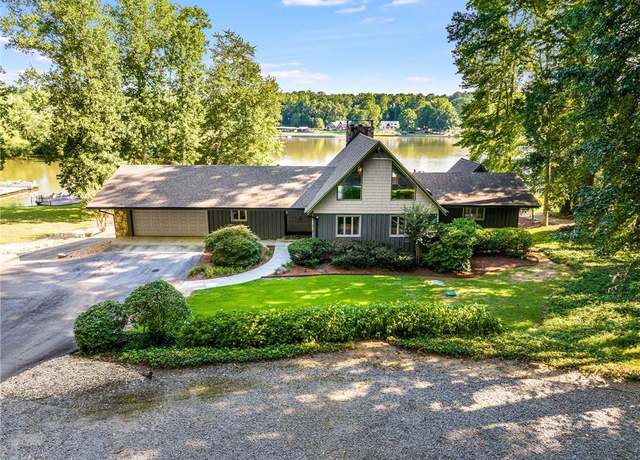 Property at 2202 Emerald Dr, Jonesboro, GA 30236, 3 beds, 3.5 baths