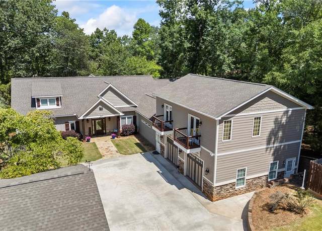Property at 357 Tugaloo Pt, Hartwell, GA 30643, 4 beds, 3.5 baths