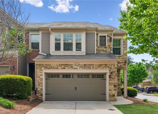 Property at 13255 Kemper Rd, Alpharetta, GA 30004, 4 beds, 2.5 baths
