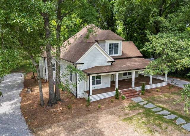 Property at 159 S Forest Ave S, Social Circle, GA 30025, 4 beds, 3.5 baths