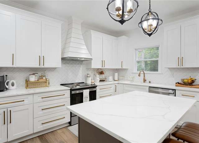 Property at 3630 Millers Pond Way SW, Snellville, GA 30039, 4 beds, 3.5 baths