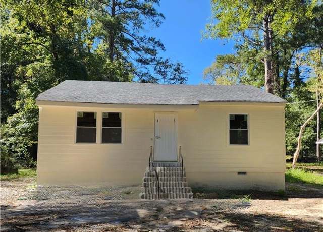 Property at 5393 Booker T Dr, Morrow, GA 30260, 3 beds, 2 baths