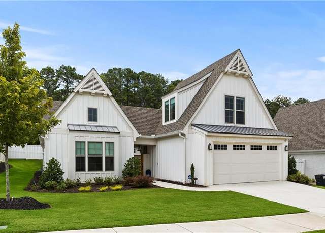 Property at 305 Arbor Garden Cir, Newnan, GA 30265, 4 beds, 3.5 baths