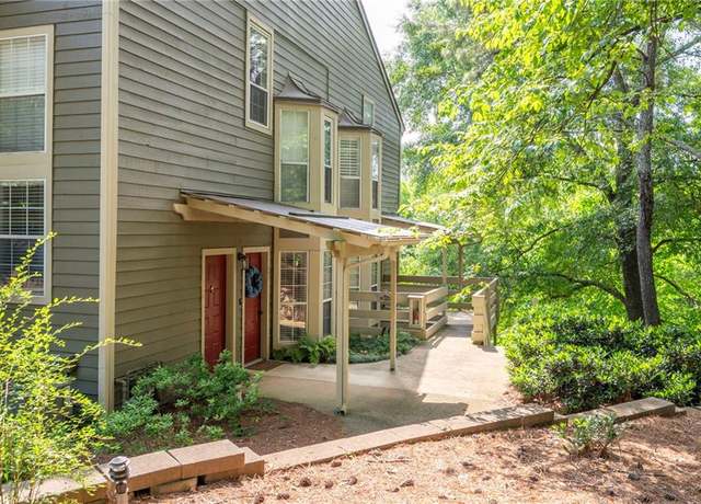 Property at 607 Riverview Dr SE #607, Marietta, GA 30067, 2 beds, 1 bath