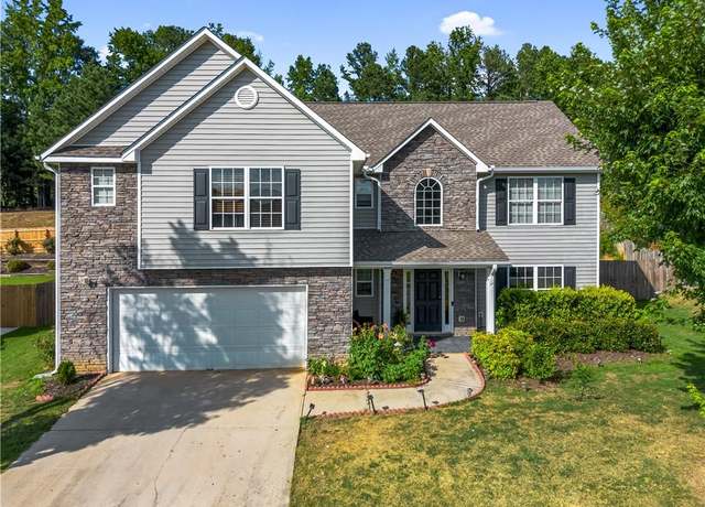 Property at 3266 Bridle Brook Dr, Auburn, GA 30011, 4 beds, 2.5 baths