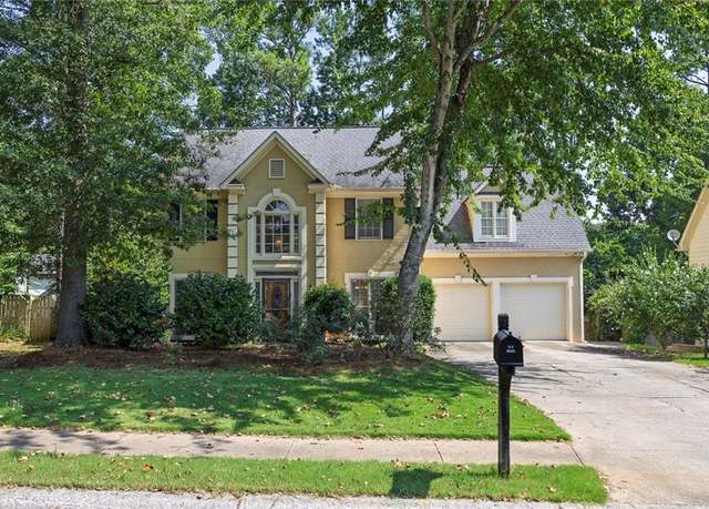 Property at 639 Radford Cir, Woodstock, GA 30188, 4 beds, 2.5 baths
