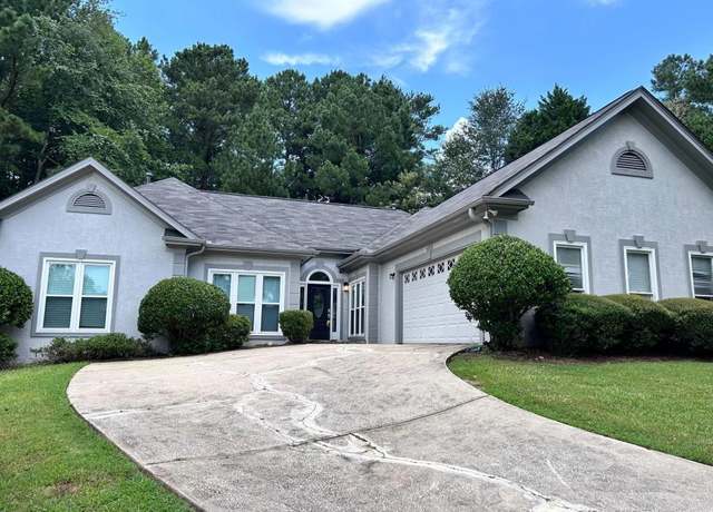 Property at 567 Shadow Oaks Dr, Stone Mountain, GA 30087, 3 beds, 2.5 baths