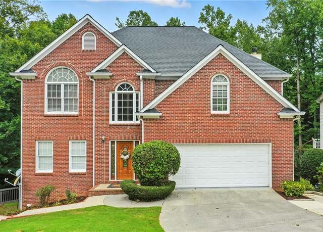 Property at 595 Oak Alley Way, Alpharetta, GA 30022, 5 beds, 3.5 baths