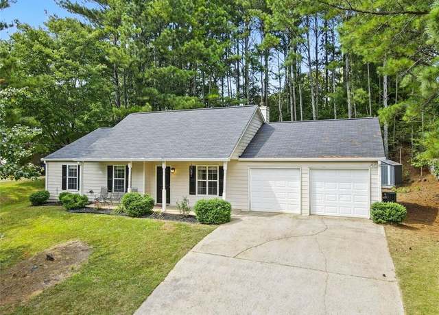 Property at 502 E Lake Ct, Woodstock, GA 30188, 3 beds, 2 baths