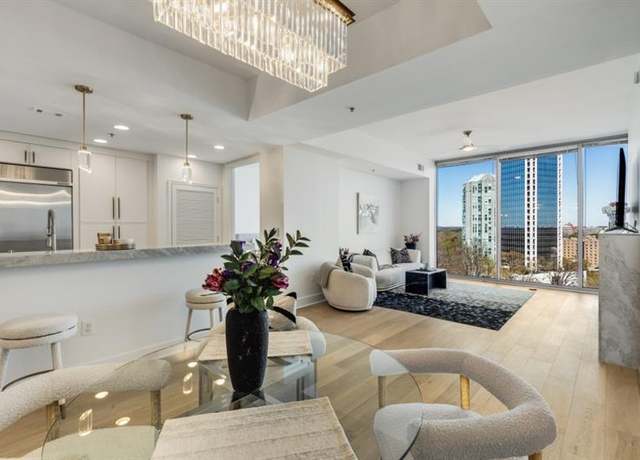 Property at 2795 Peachtree Rd #1305, Atlanta, GA 30305, 2 beds, 2.5 baths