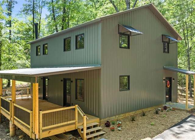 Property at 38 Friendly Ln, Mccaysville, GA 30555, 3 beds, 2.5 baths