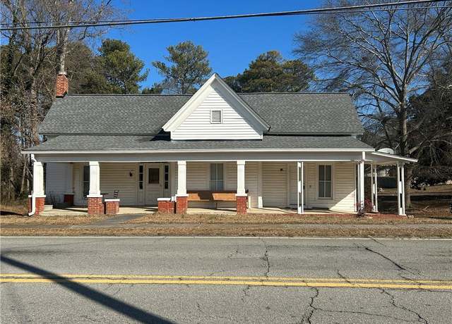 Property at 216 Hardee St, Dallas, GA 30132, 3 beds, 2 baths