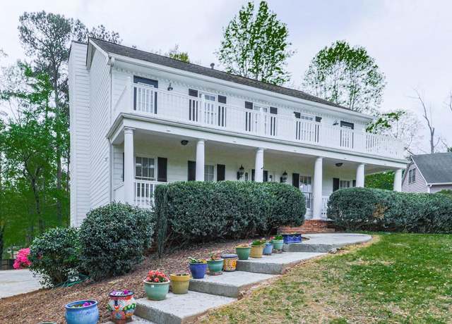 Property at 1606 Nuthatch Ct, Marietta, GA 30062, 4 beds, 2.5 baths