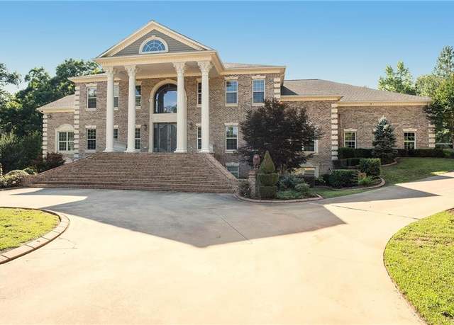 Property at 320 Riverbend Dr, Mcdonough, GA 30252, 8 beds, 7.5 baths