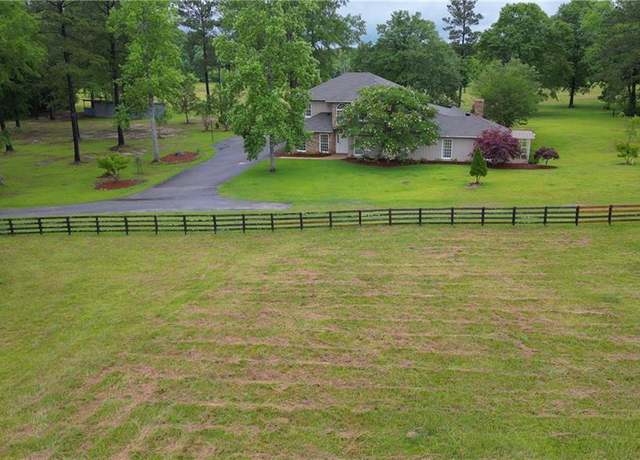 Property at 142 Carr Rd, Lagrange, GA 30241, 6 beds, 4 baths
