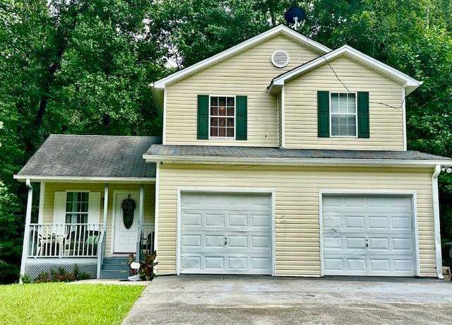 Property at 2306 Kemp Dr, Lawrenceville, GA 30044, 3 beds, 2 baths