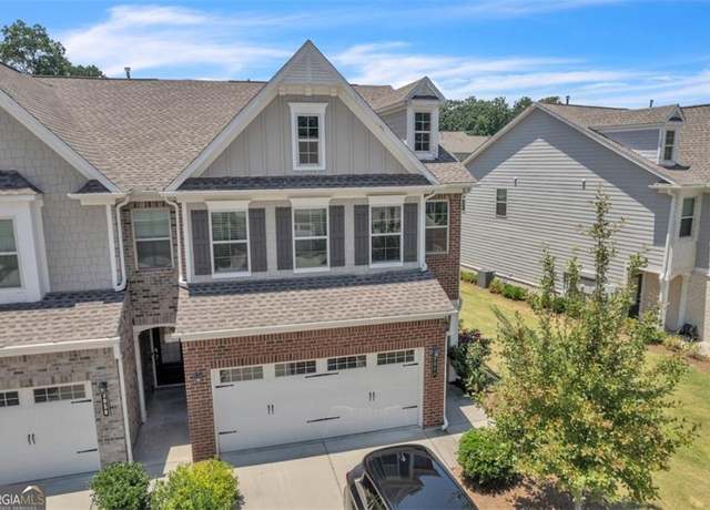 Property at 2060 Lanier Hbr, Buford, GA 30518, 3 beds, 2.5 baths
