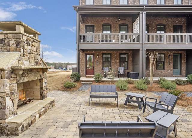 Property at 6785 Pippin Walk, Alpharetta, GA 30005, 3 beds, 3.5 baths
