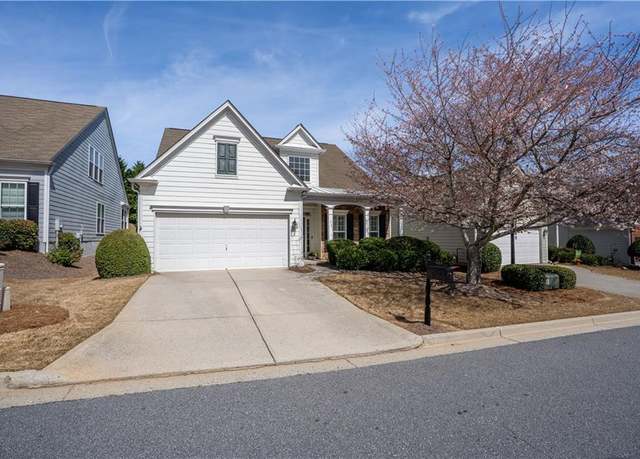 Property at 1555 Diplomat Dr, Cumming, GA 30041, 3 beds, 3 baths