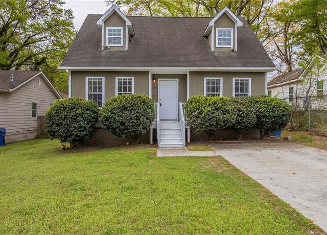 Property at 3490 Thompson Dr NW, Atlanta, GA 30331, 3 beds, 2 baths