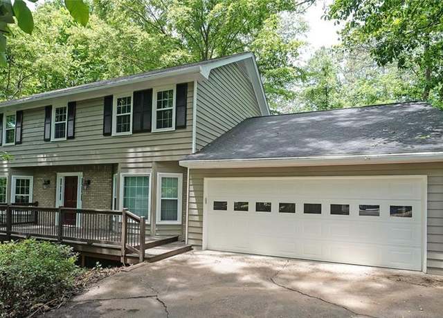 Property at 295 Lakemont Dr, Roswell, GA 30075, 4 beds, 2.5 baths